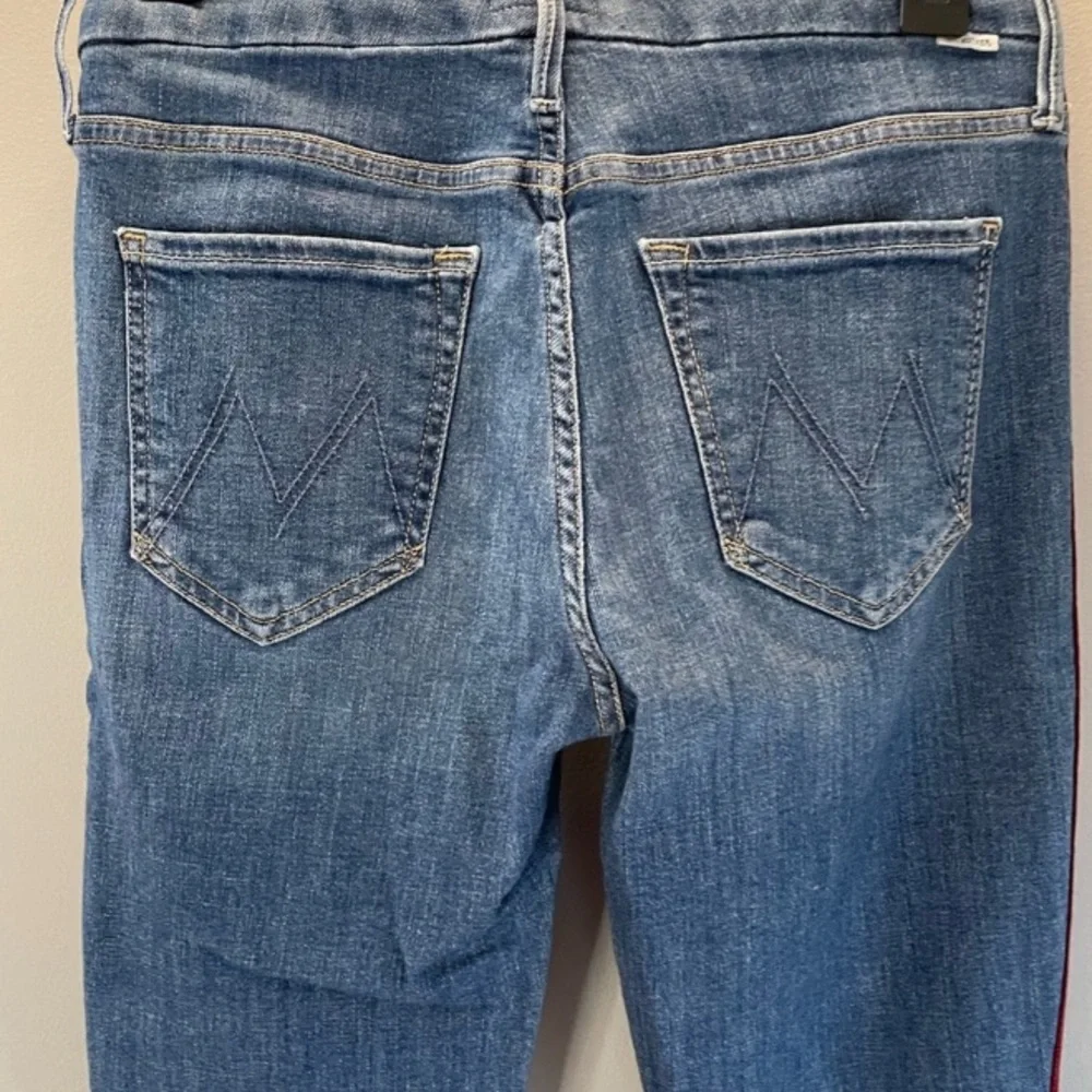 Mother The Looker Ankle Fray Jeans - Picture 6 of 10